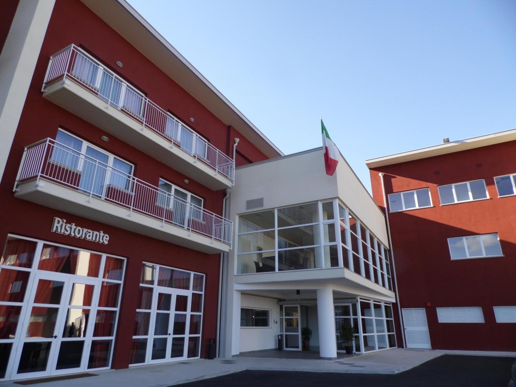 Santa Loja Hotel Residence Tito Exteriör bild
