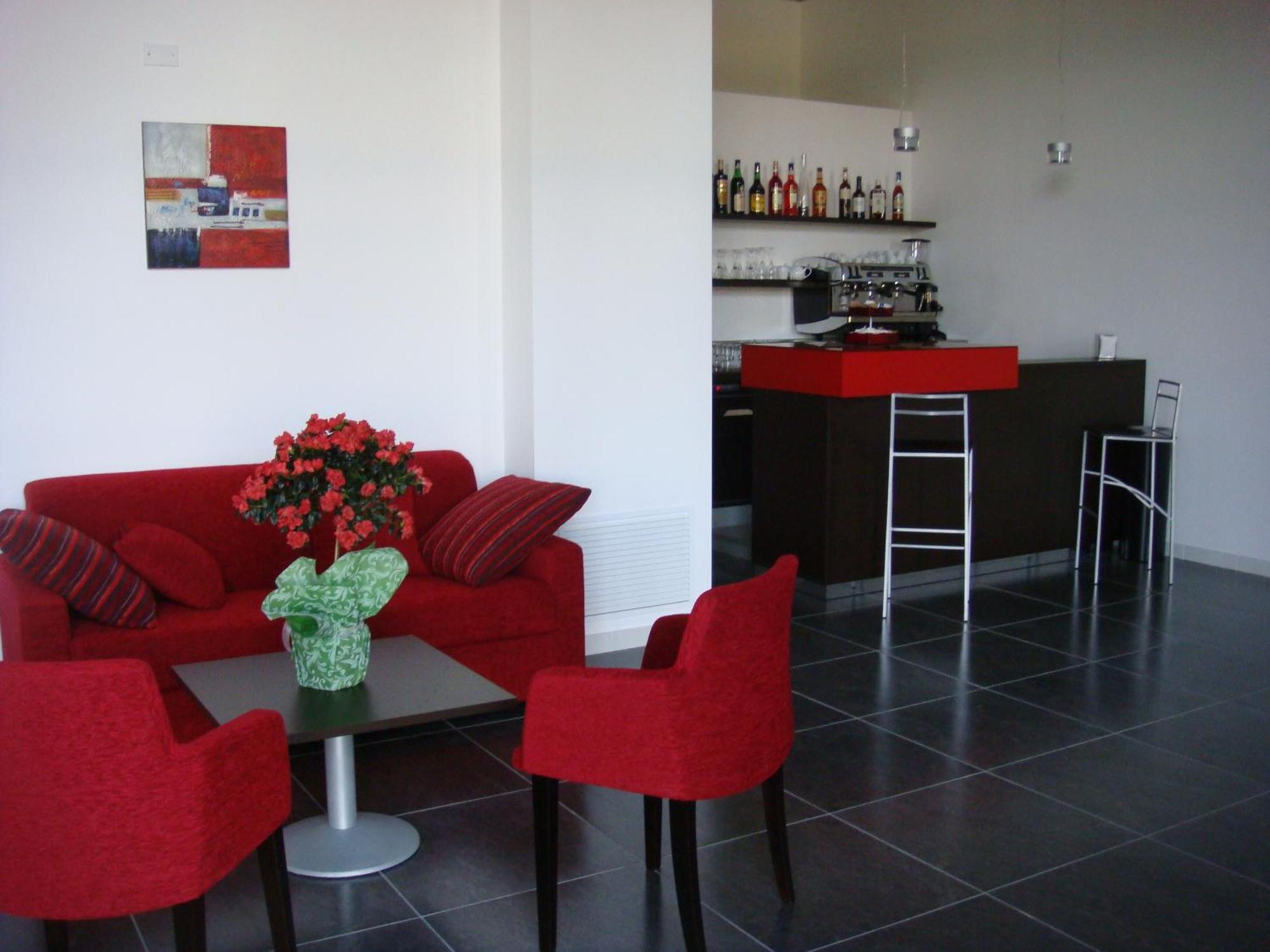 Santa Loja Hotel Residence Tito Exteriör bild